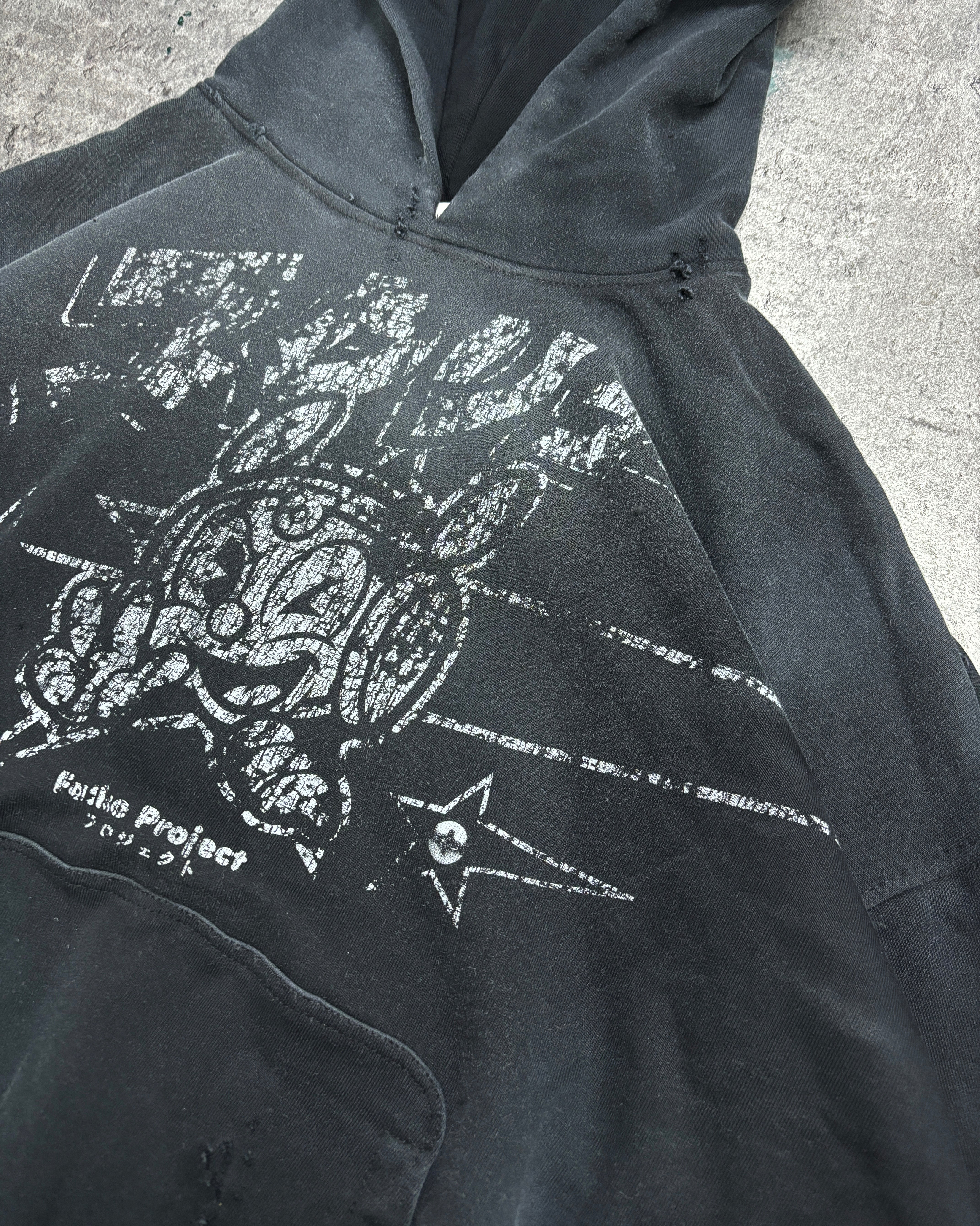 details_-_black_hoodie_falko_project_star_bluza_z_uszami.jpg