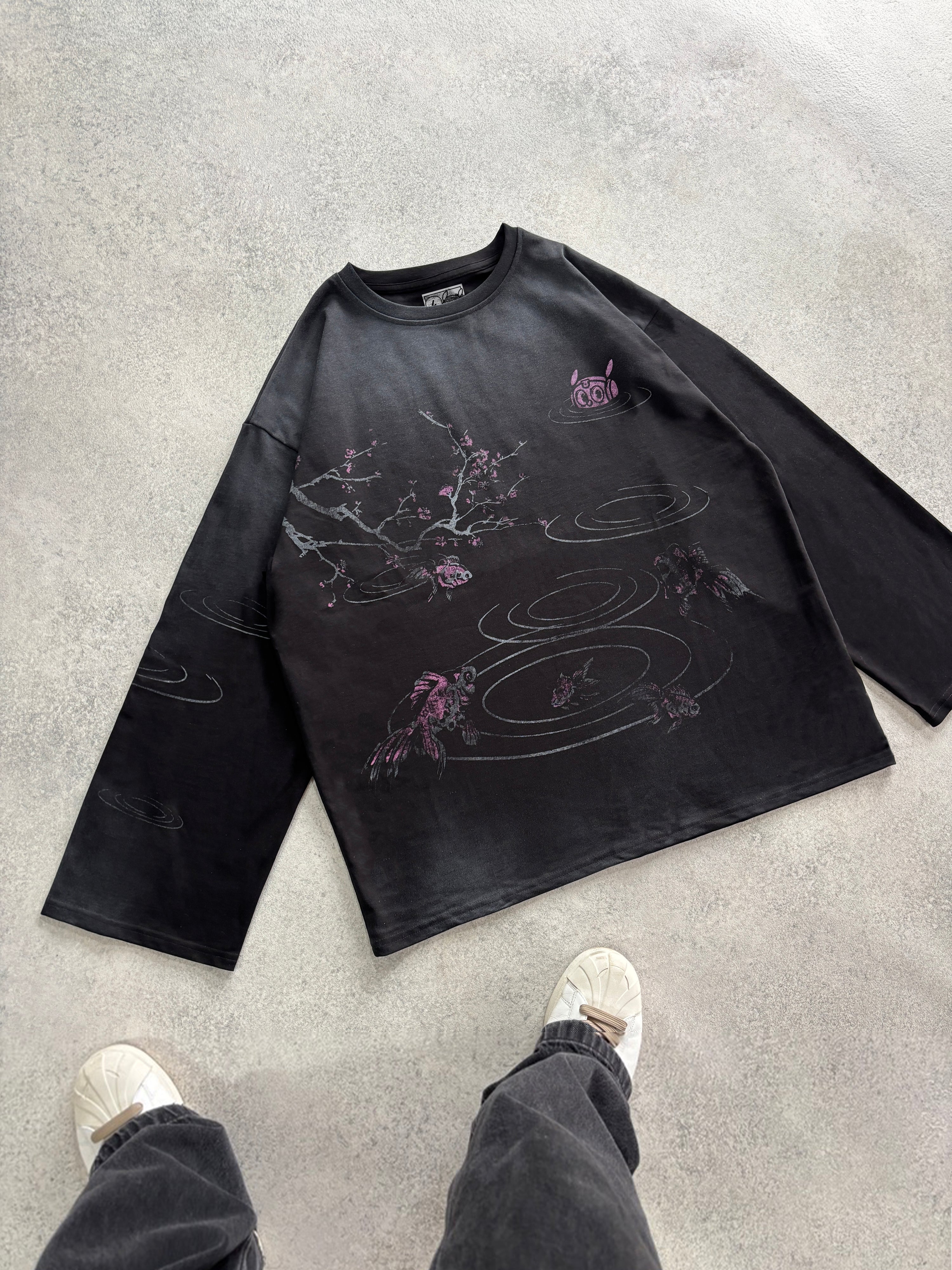 KOI LONGSLEEVE